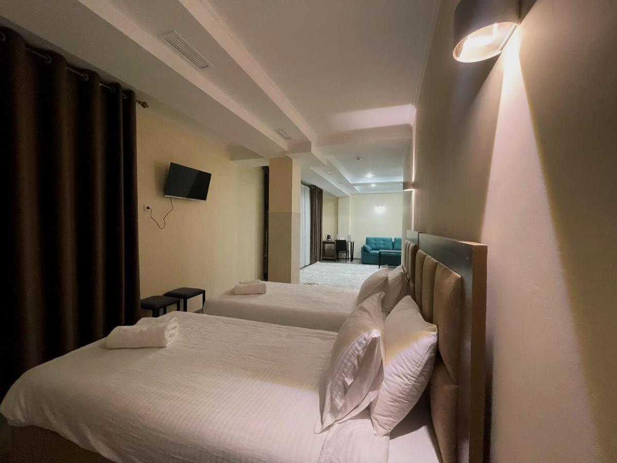 Hotel Nova Biszkek Zewnętrze zdjęcie